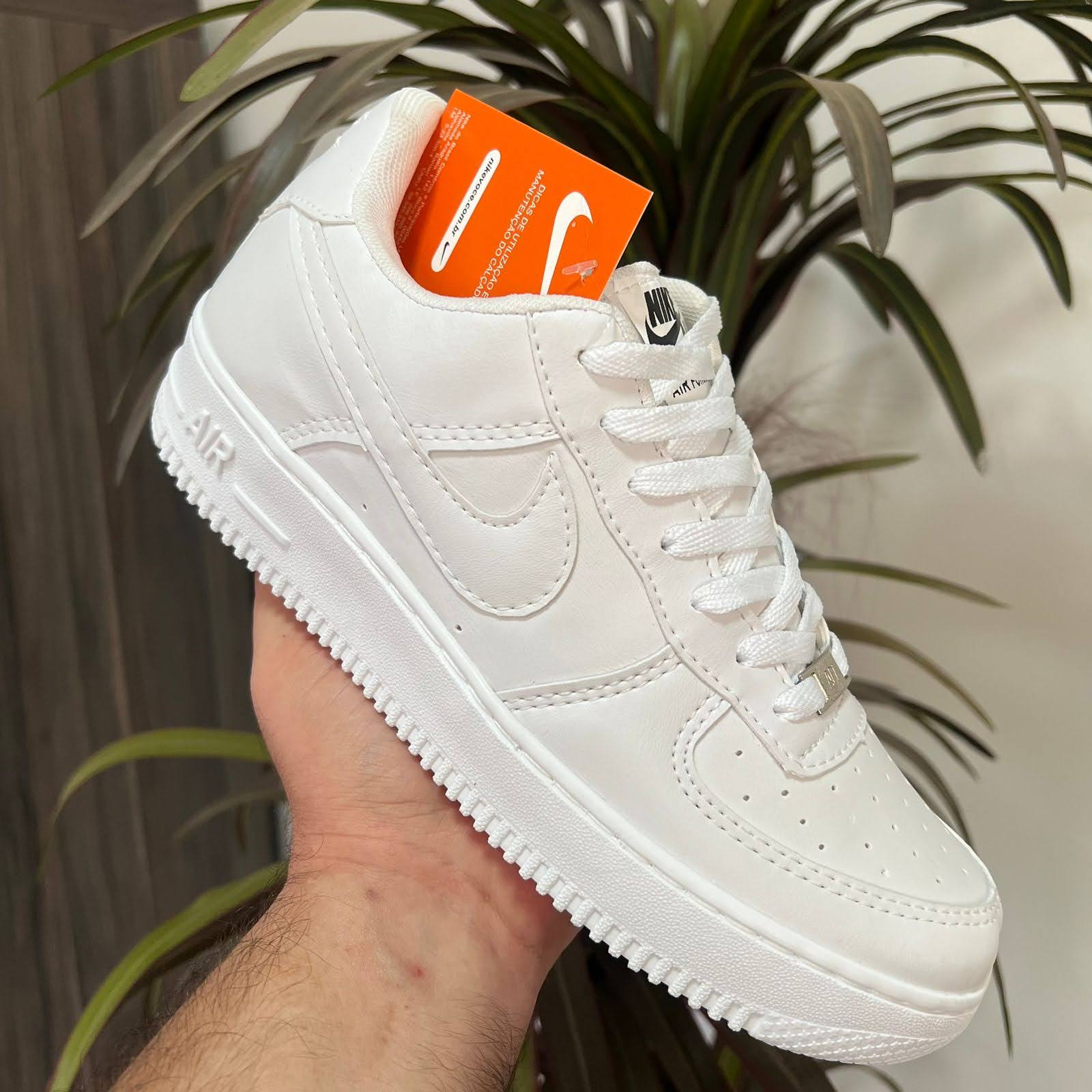 Tênis Nike AIR FORCE 1 - Branco ⭐